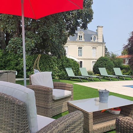 Les 5 Escales Acomodação com café da manhã Parthenay Exterior foto