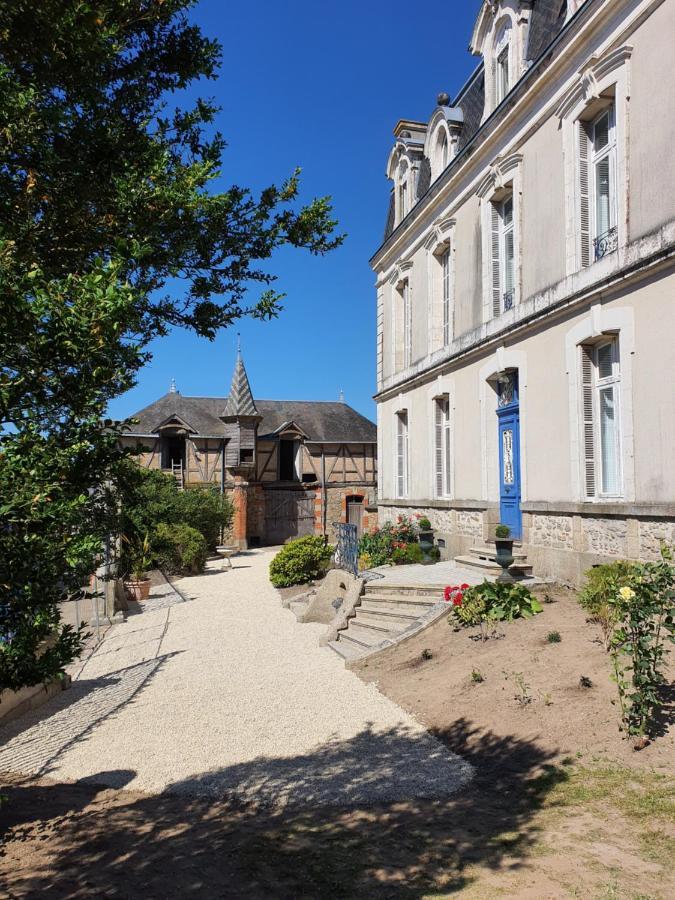 Les 5 Escales Acomodação com café da manhã Parthenay Exterior foto