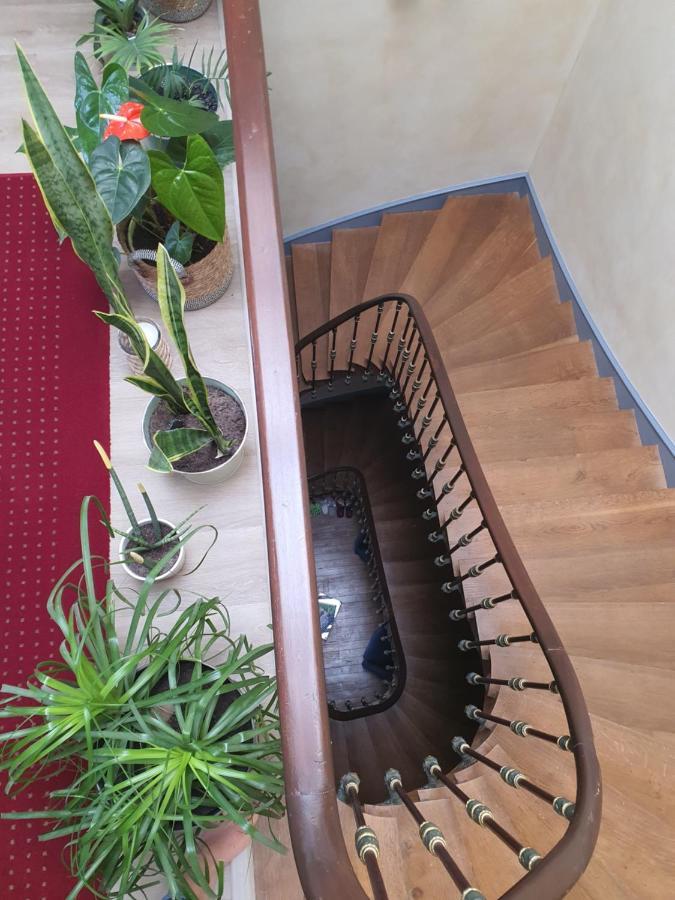 Les 5 Escales Acomodação com café da manhã Parthenay Exterior foto